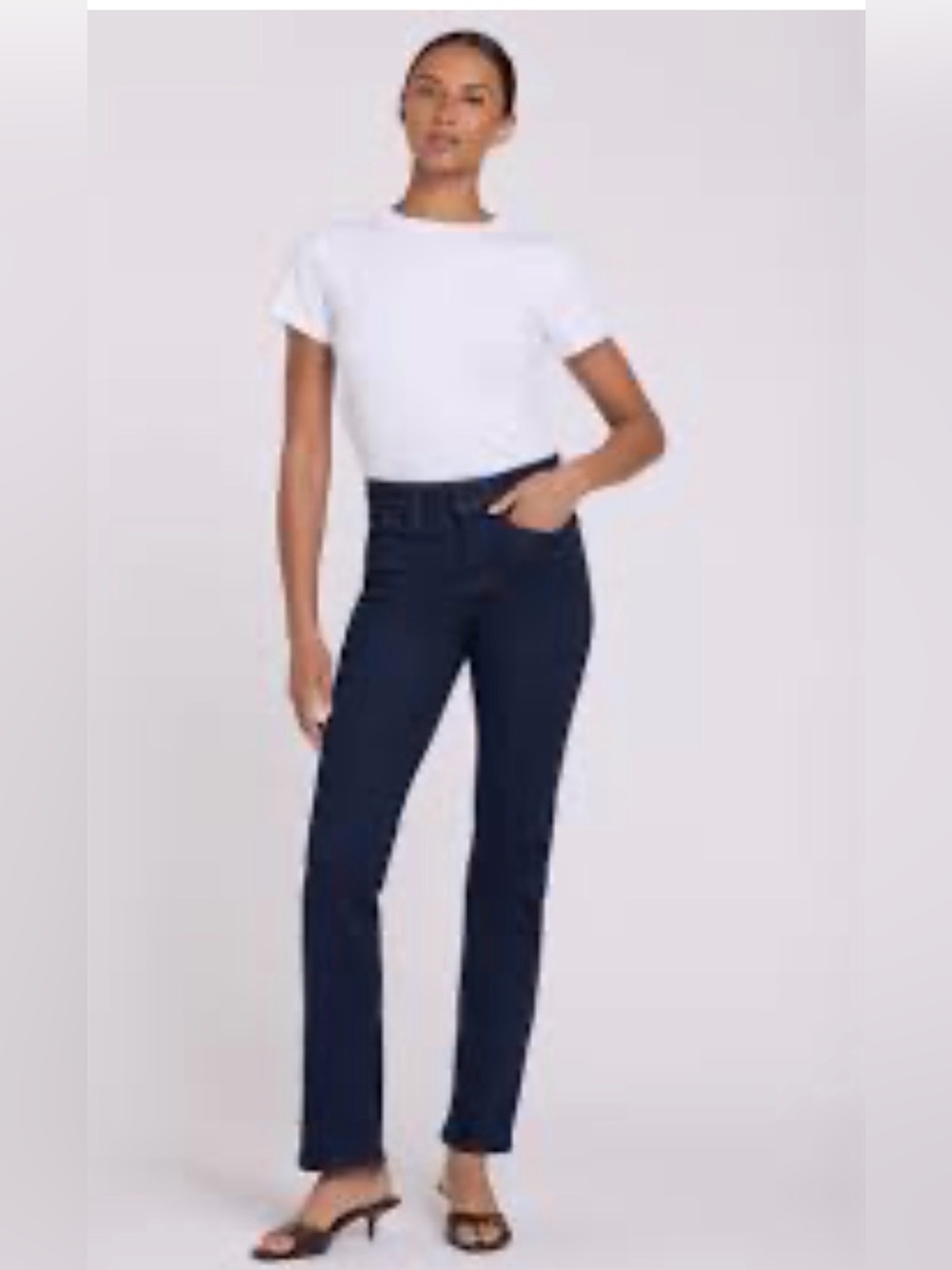 NYDJ Marilyn Straight Leg Jeans Dark Blue Wash Size 6 Slimming, stretch $115